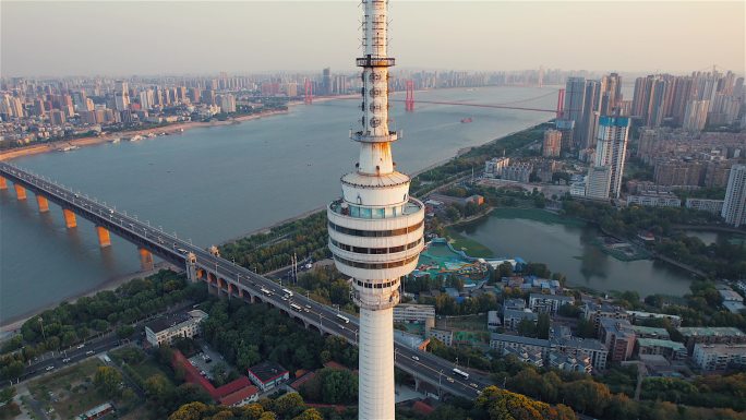 武汉地标龟山电视塔