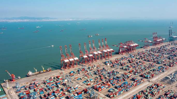 广州市南沙港码头货运作业航拍延时