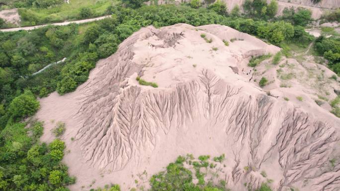 水土流失自然现象雅丹地貌4K航拍素材
