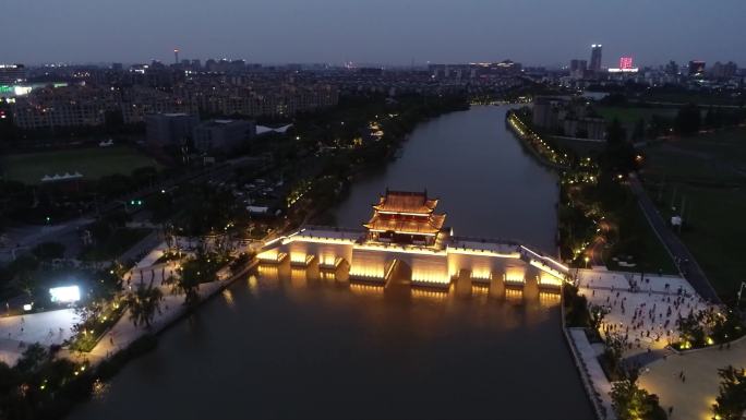 上海青浦水城门夜景