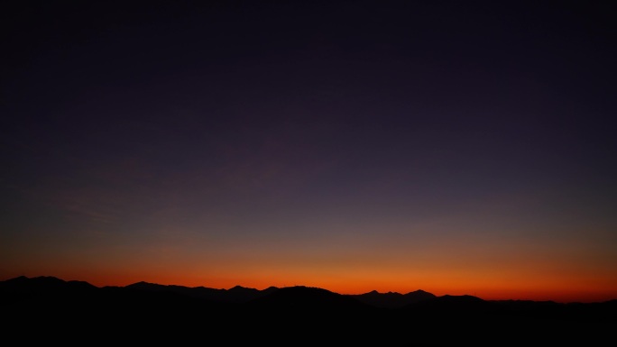 纯净晚霞干净天空夜幕降临天黑傍晚山紫霞