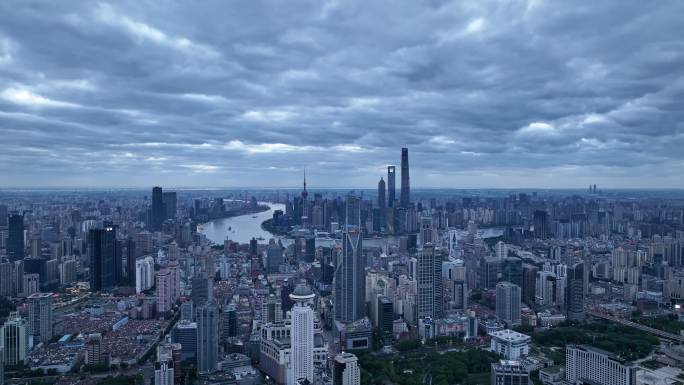 上海陆家嘴阴天通透城市天际线航拍