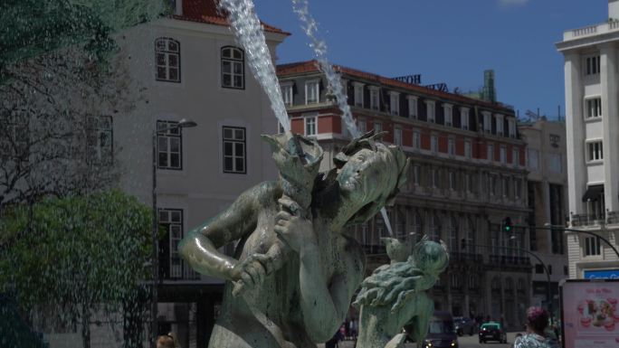 旅游-天空日雕塑喷泉