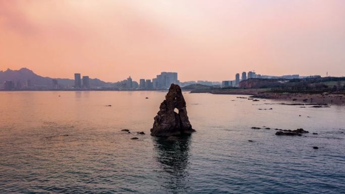 青岛石老人海水浴场石老人地标建筑青岛旅游