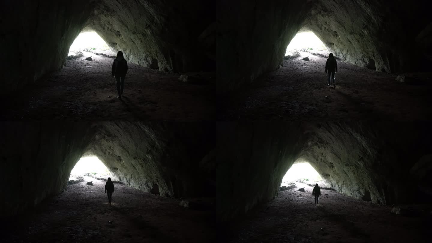 走出洞穴探险洞穴山洞