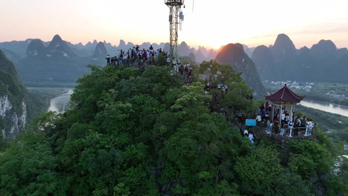 桂林山水漓江黄布倒影老寨山航拍1