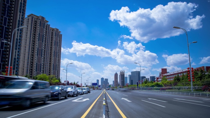 【原创4K】城市建筑蓝天白云延时