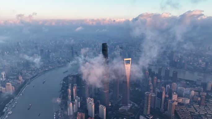 上海外滩陆家嘴日出航拍