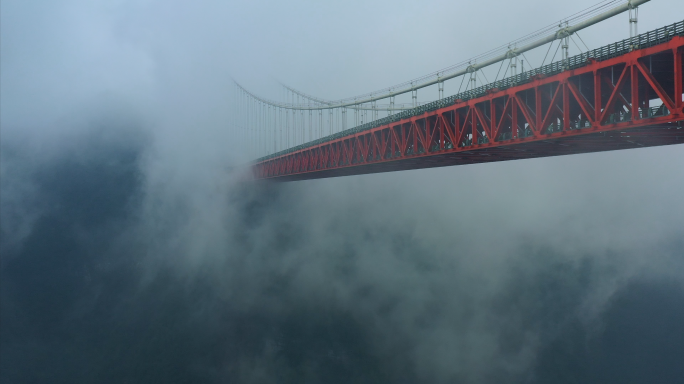 航拍雨雾中的矮寨大桥和德夯大峡谷风光合集