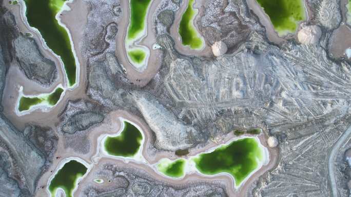 中国青海盐湖无人机俯瞰图