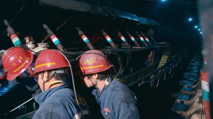 煤矿井下机械化采煤面维修综采工作面检修