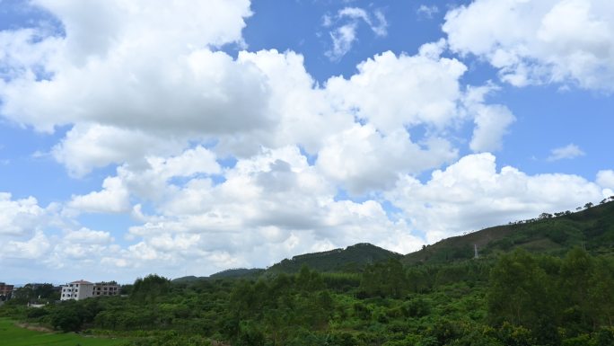 蓝天白云乡村田野