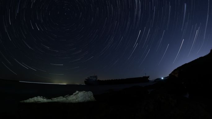 大连沉船星轨