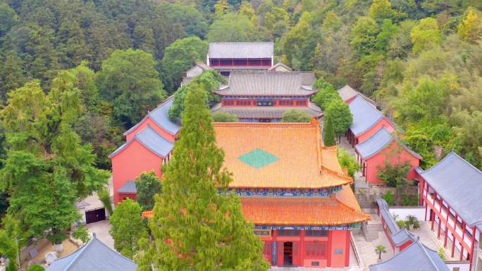 罗山灵山寺