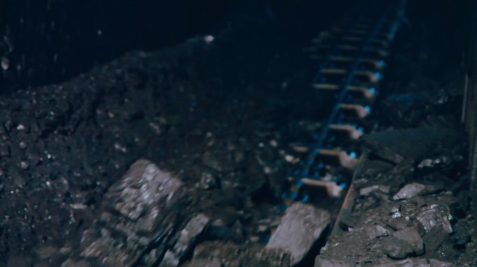 煤矿运输带皮带馏子传送带装煤卸煤矿山机械