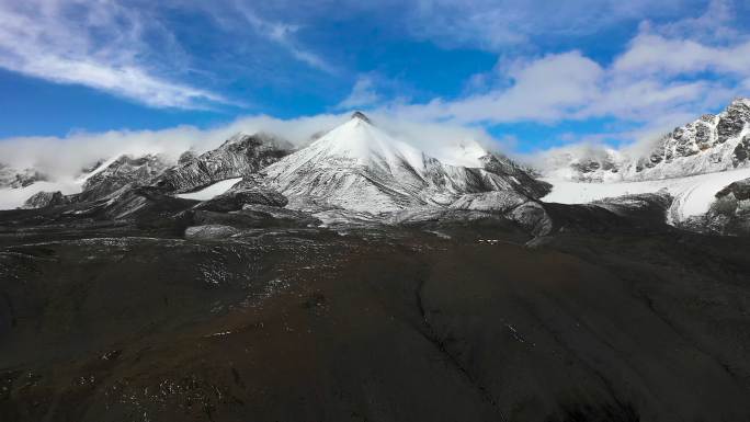 RT/西藏高原岗石卡雪盖山