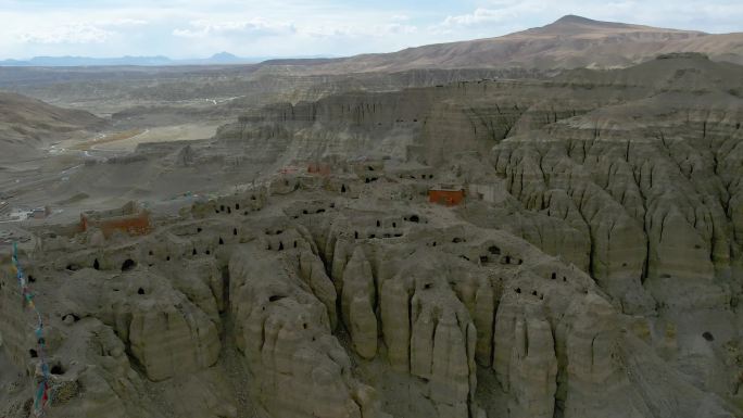 4K西藏阿里地区札达县东嘎遗址航拍