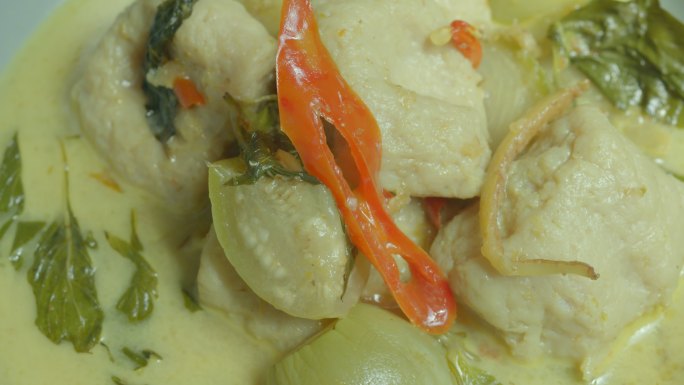 青咖喱鱼丸（泰国菜）