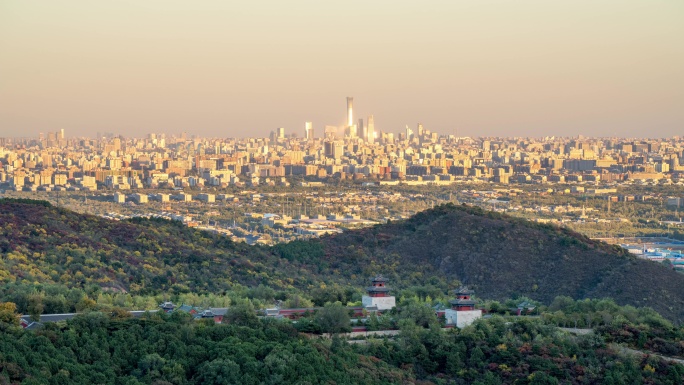 西山八大处俯瞰北京城日落