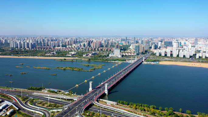4K航拍临沂市北京路城市风景