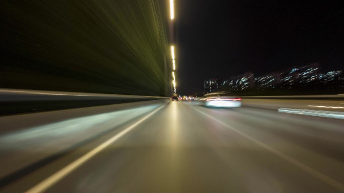 夜晚城市道路开车夜景穿梭1