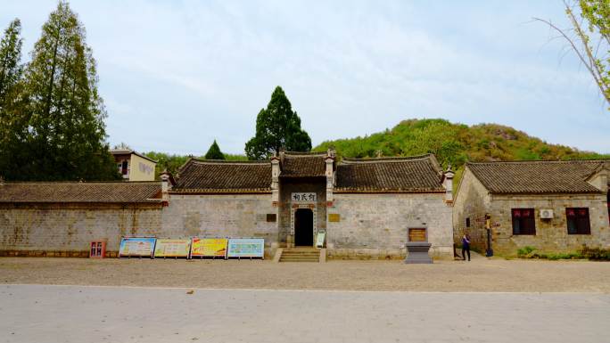 信阳罗山何家冲红色旅游区