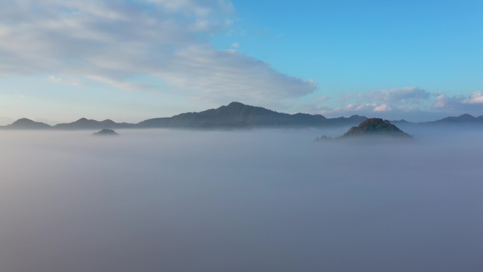 秋天大气云雾航拍4K