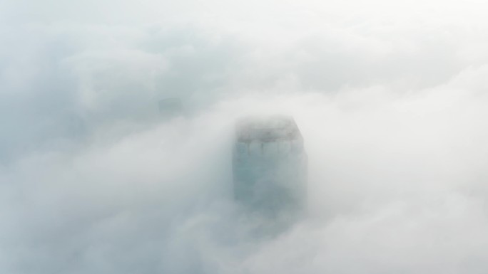 湖南长沙最高楼航拍云层之上视频合集