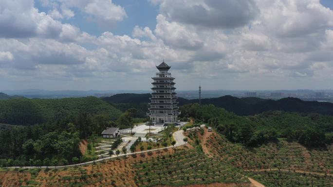 航拍广西高峰森林公园高峰塔