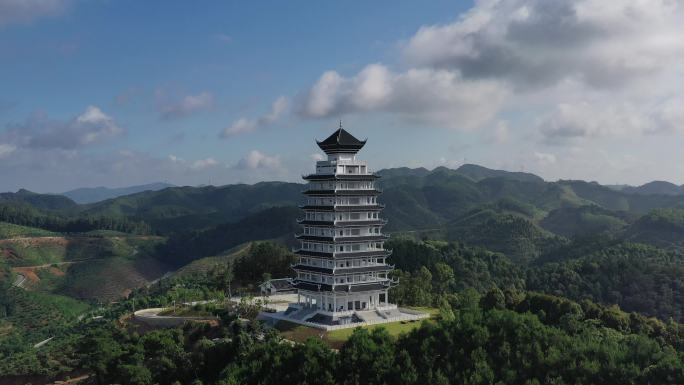 航拍广西高峰森林公园高峰塔