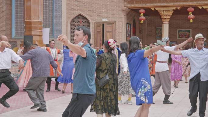 新疆维吾尔族舞蹈