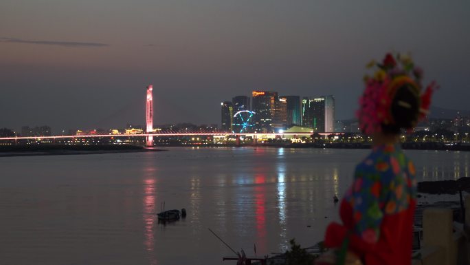 泉州浔埔女人看晋江大桥东海泰禾风景蟳蜅村