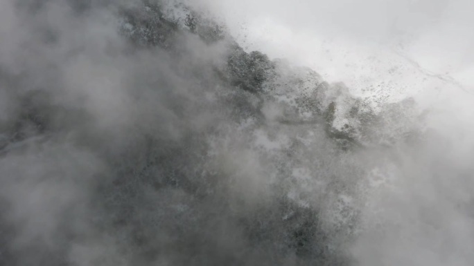 四姑娘山巴郎山雪景