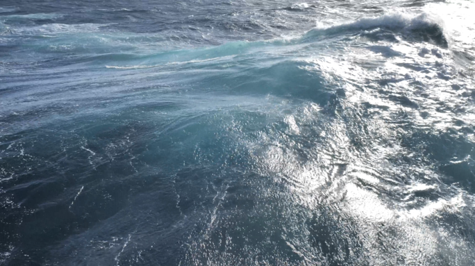 【4K】波涛汹涌的大海海面