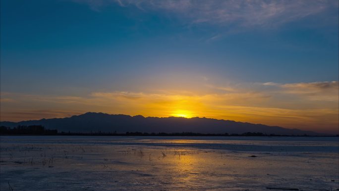 4K冬季湖面冰面日落