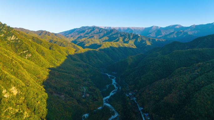 西安太白县鳌山黄柏塬航拍延时4k