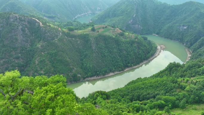 卢氏双龙湾东虎岭航拍庙凉亭河流山水10