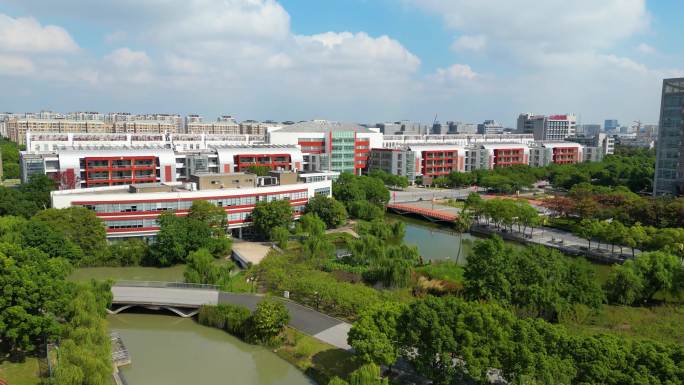 上海中医药大学