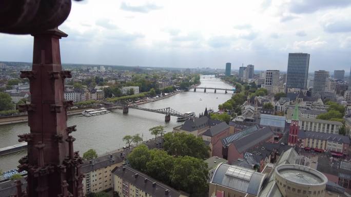 美丽的德国美因河与法兰克福城市风光