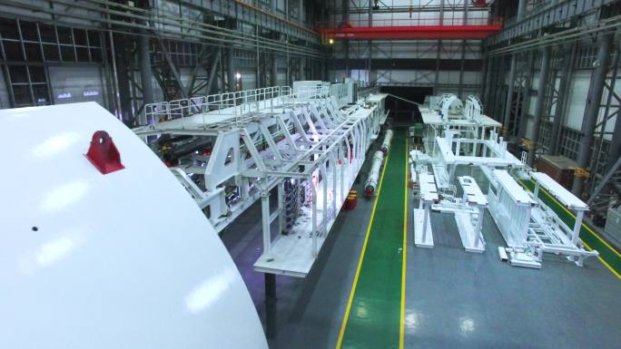 盾构机 工厂车间 装备制造 工业生产