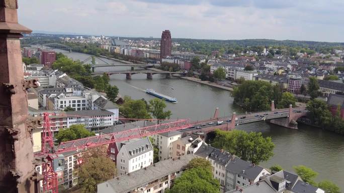 美丽的德国美因河与法兰克福城市风光