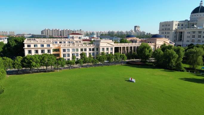 上海外国语大学