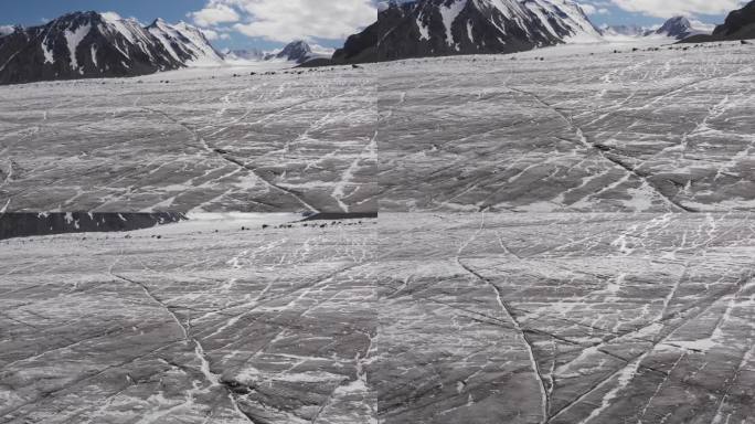 新疆阿勒泰友谊峰冰川航拍