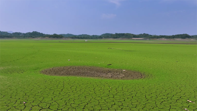 2022长江流域干旱鄱阳湖万佛湖水库干涸