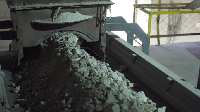 生产水泥 碎石传送带 水泥企业 水泥加工
