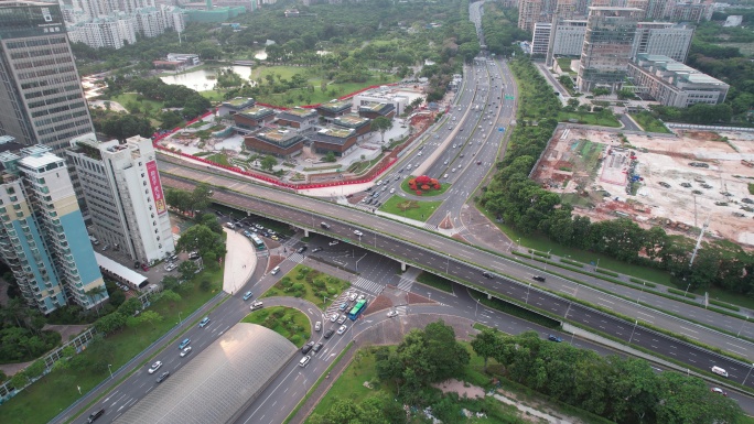 深圳香蜜湖路和红荔西路车流交通