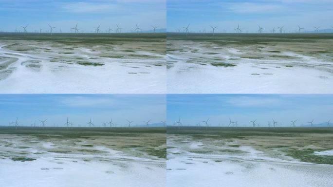 茶卡盐湖转动的风车