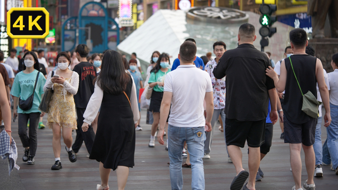 人群脚步十字路口人流延时斑马线过马路升格