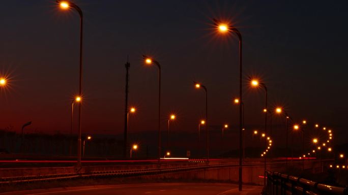 日落 路灯 高架桥 车流 时间流逝