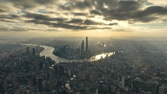 上海外滩陆家嘴日出金光照耀上海高空航拍